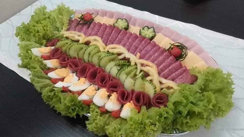 Jolan Pension & Restaurant Cicov 外观 照片