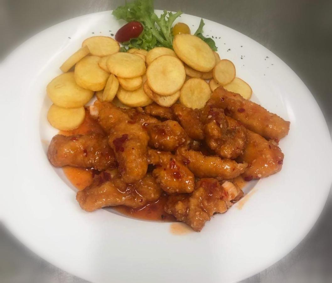 Jolan Pension & Restaurant Cicov 外观 照片