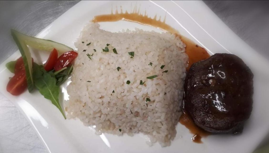 Jolan Pension & Restaurant Cicov 外观 照片